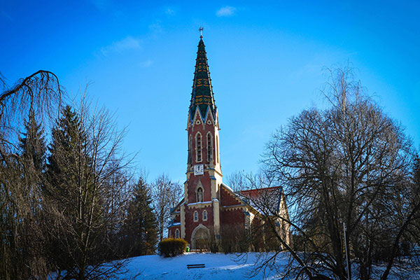 Außenansicht der Heilandskirche